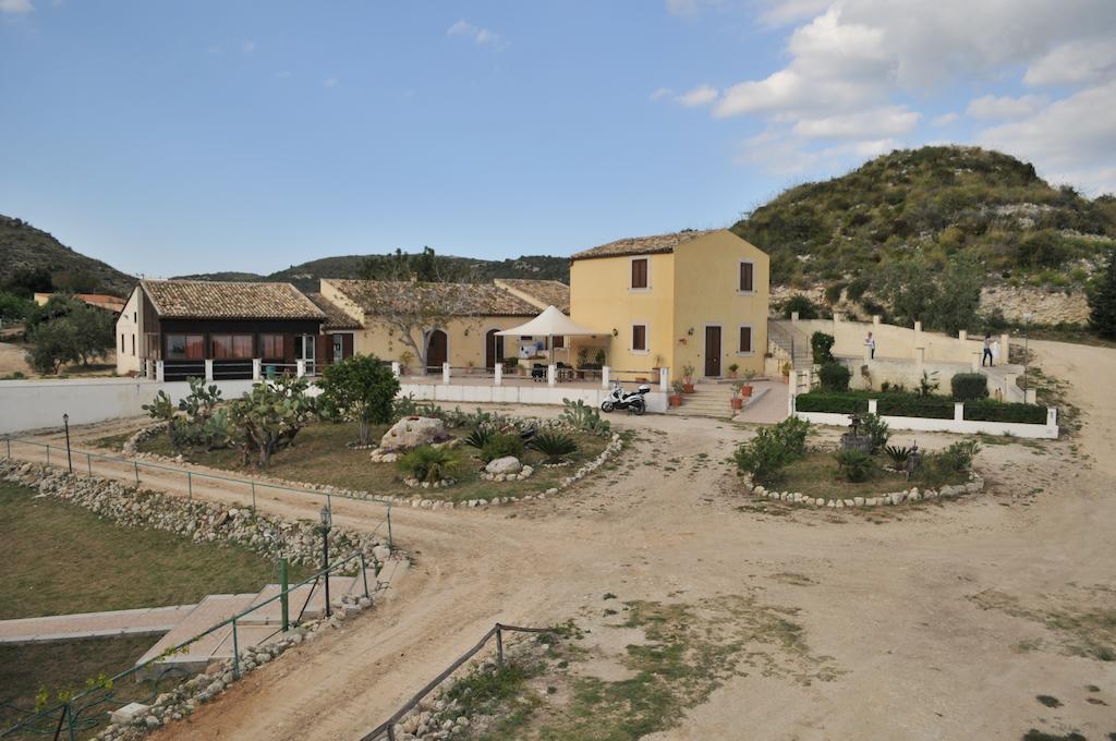 Agriturismo Timpa Del Sole Villa Noto Eksteriør billede